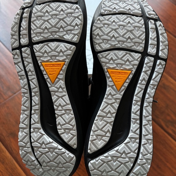 BNIB Nike Pegasus 40 running shoe women's 9 black white - Picture 5 of 6